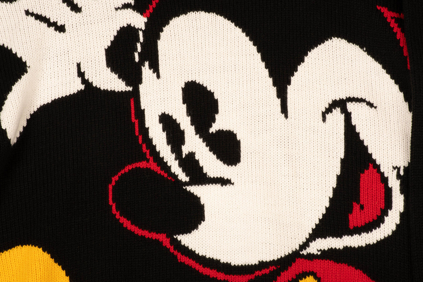 MICKEY & Co. Mickey Mouse Vintage Disney Sweater Size M